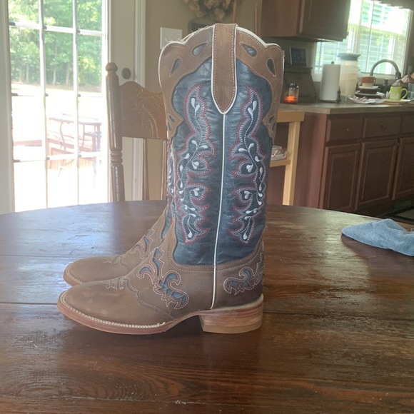 Rockin Leather Tooled Boot Wide Square Toe - Picture 2 of 5